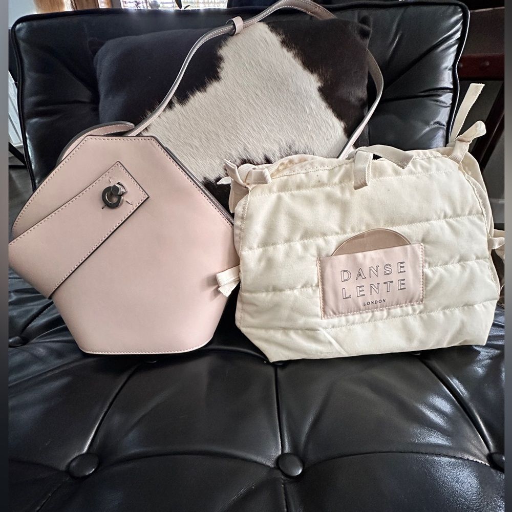 Danse Lente Handbag. Color Blush